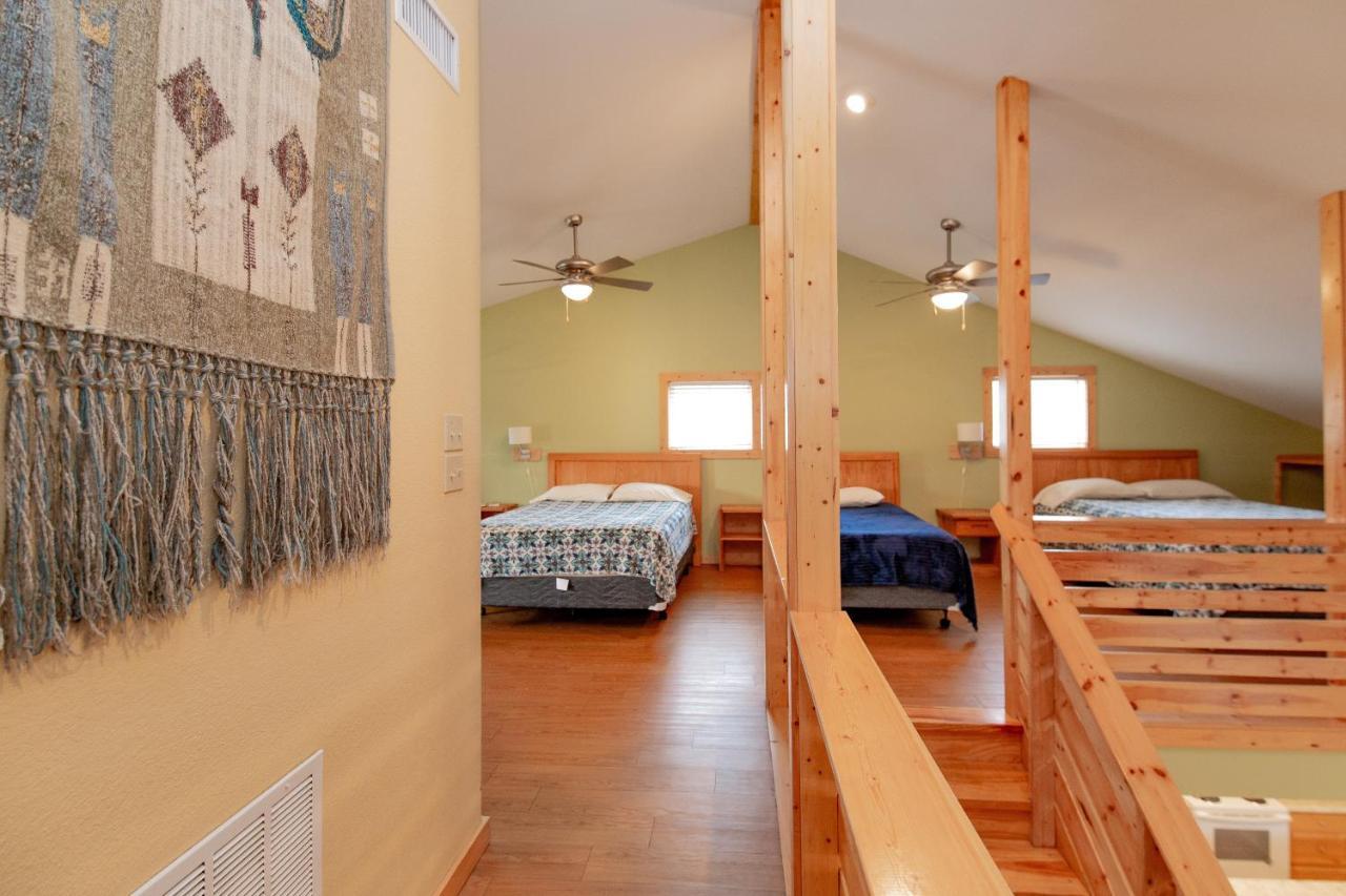 Seven Bluff Cabins Concan Zewnętrze zdjęcie
