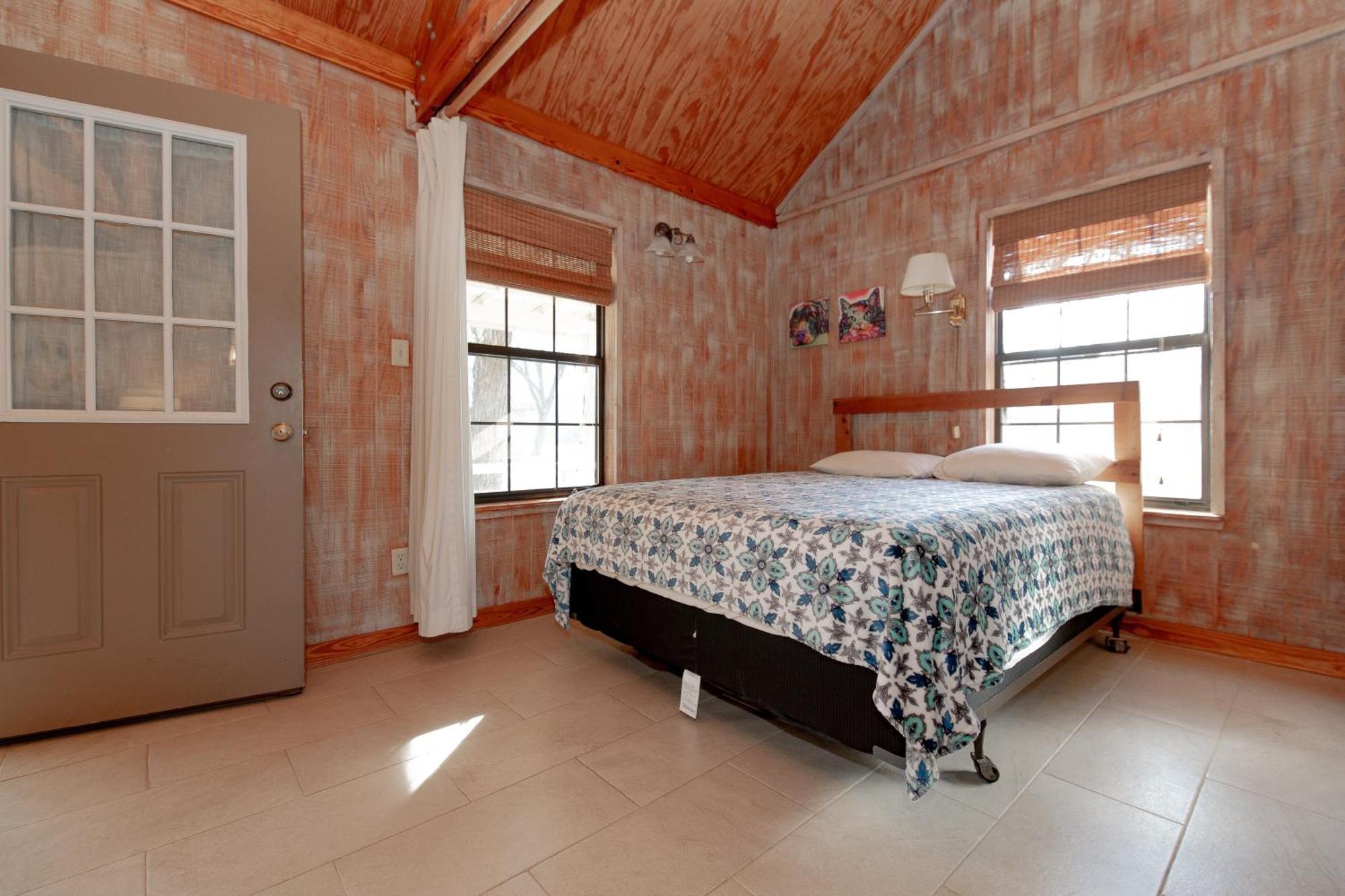 Seven Bluff Cabins Concan Zewnętrze zdjęcie